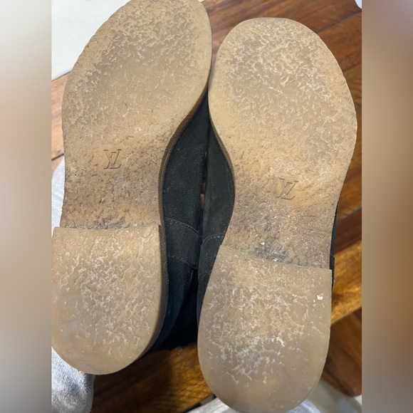 Louis Vuitton Authentic Black Suede Shearling Monogram Boots sz 39 (8.5/… - Picture 7 of 8